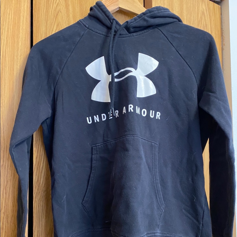 Underarmour sweatshirt